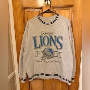 Detroit Lions A&F Oversized Sweatshirt - Medium